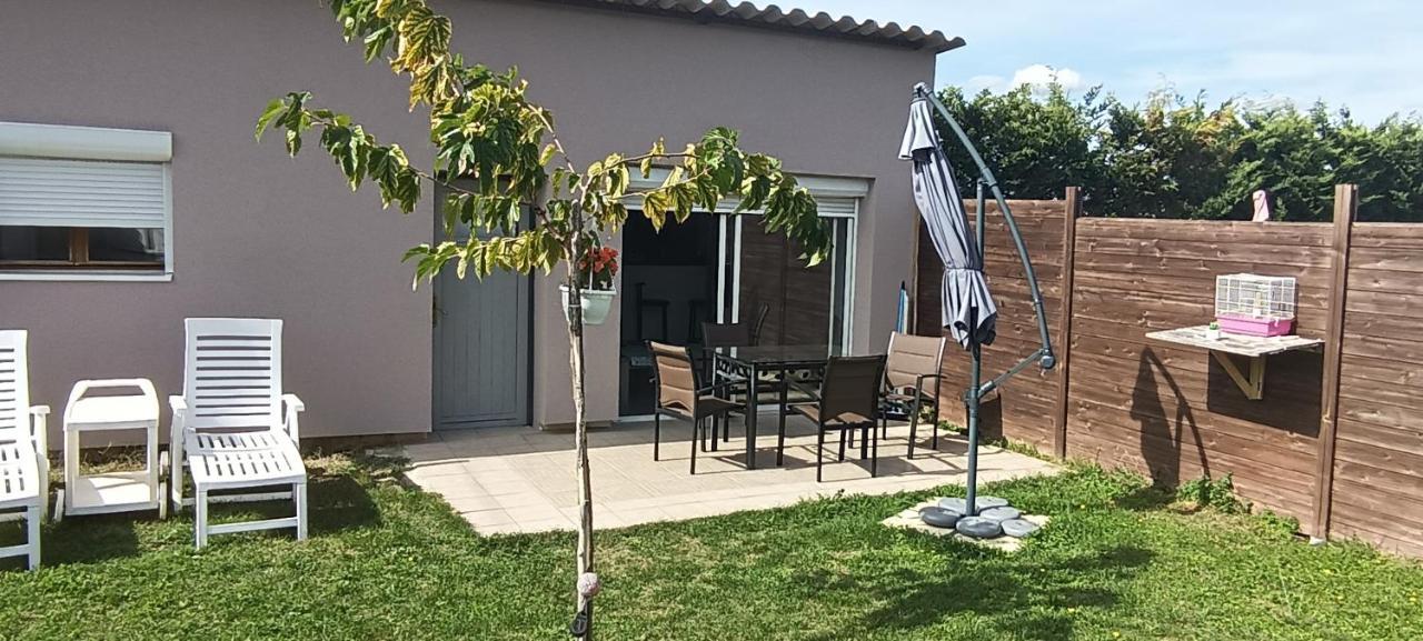 Charmante Maison Avec Piscine Anneyron Eksteriør billede
