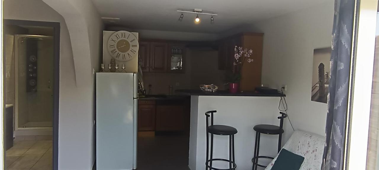 Charmante Maison Avec Piscine Anneyron Eksteriør billede